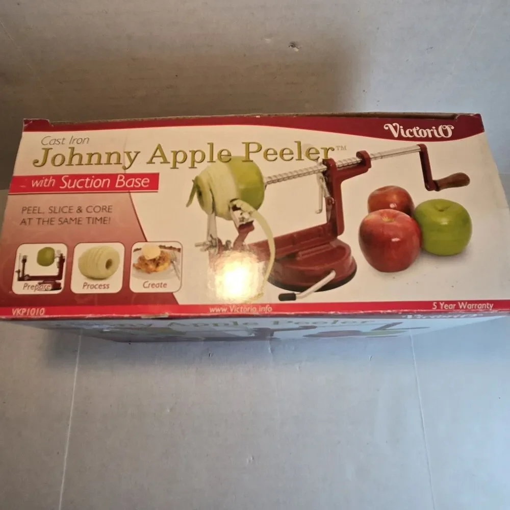 Apple Peeler by VICTORIO Peeler/Slicer -StrongSuction Base Red In Original Box